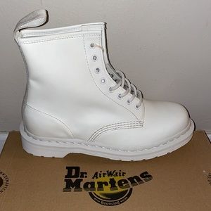 Dr Martens Mono White 1460